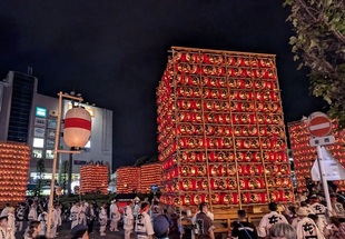 夜の様子の写真2