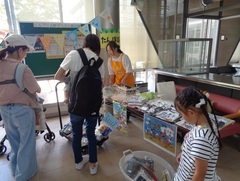 写真：マルシェの様子1