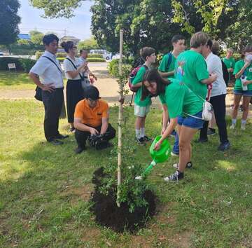 写真：姉妹都市提携10周年記念植樹式2