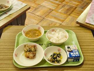 写真：学校給食試食会2