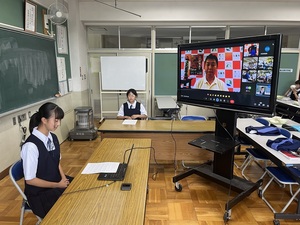 鷲宮東中学校での実施風景3